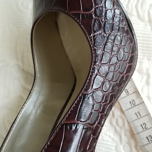 New Talbots Leather Croco Embossed Heels - Picture 12 of 12